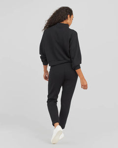 Spanx - Very Black Airessentials Tappered Pant