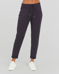 Spanx - Classic Navy Pant Airessentials Tappered Pant
