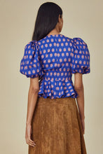 Load image into Gallery viewer, Hunter Bell - Oxford Foulard Camilla Top